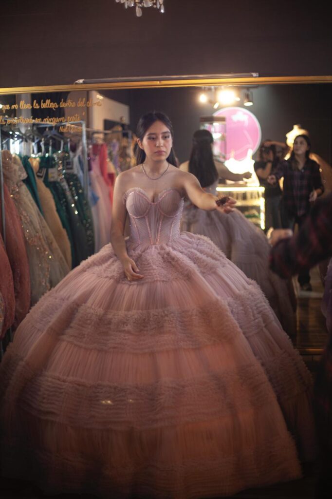 Vestido Palo de Rosa para Quinceañera