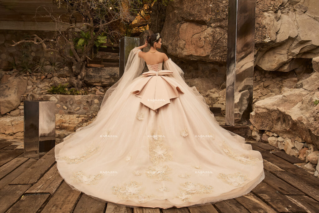 Vestido Champagne para Quince Años 