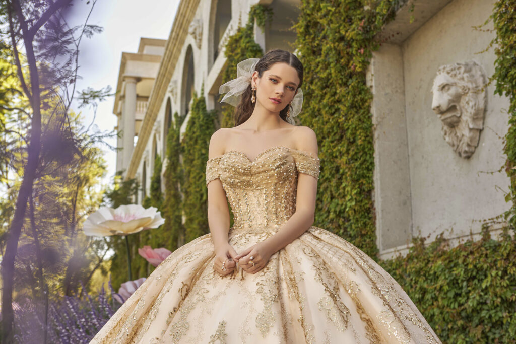Vestido Dorado para Quinceañera 
