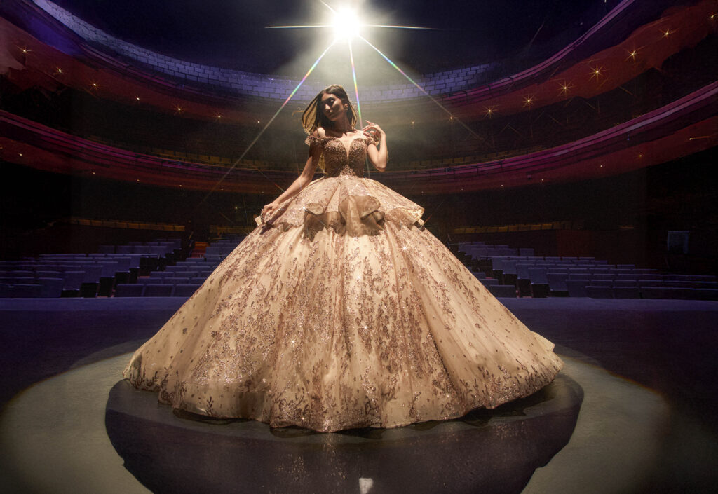 Vestido Dorado para Quinceañera